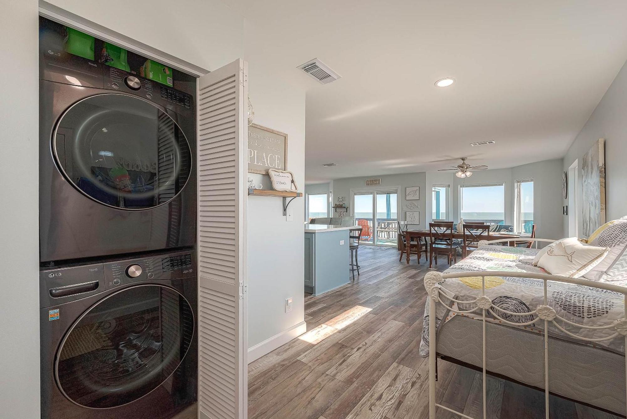 Surfside Beachfront Dream * Surfside Beach
